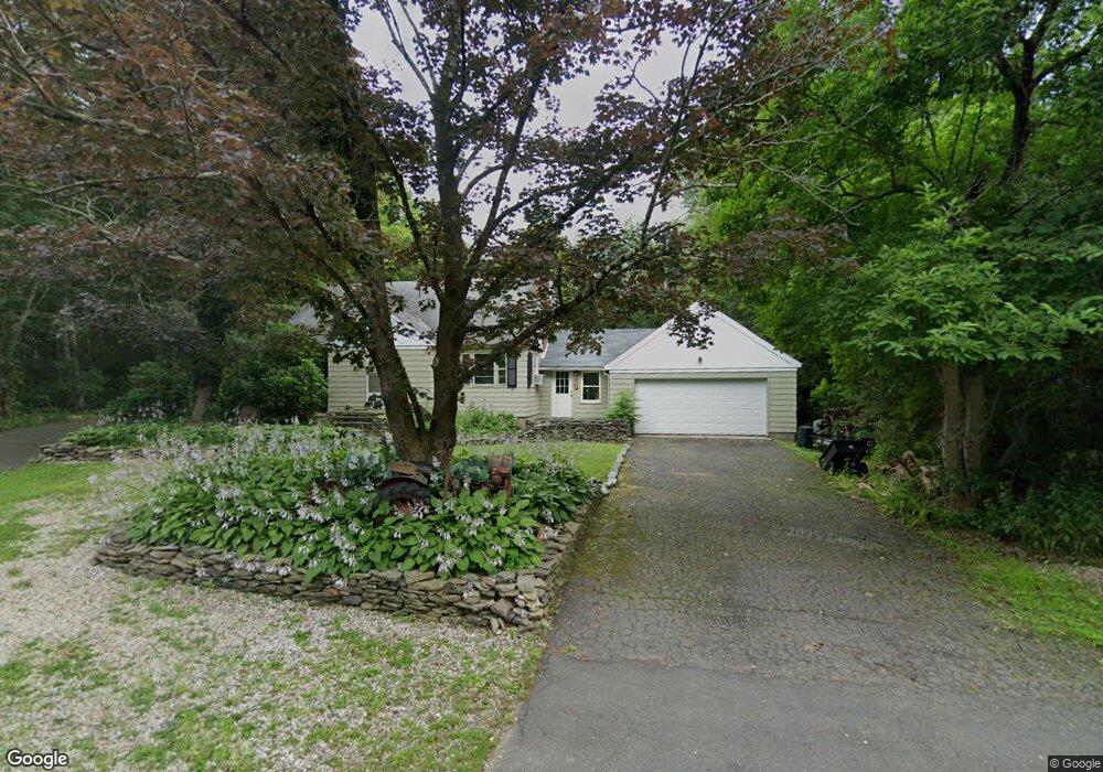 69 Laurel Ln, Simsbury, CT 06070 - photo 1