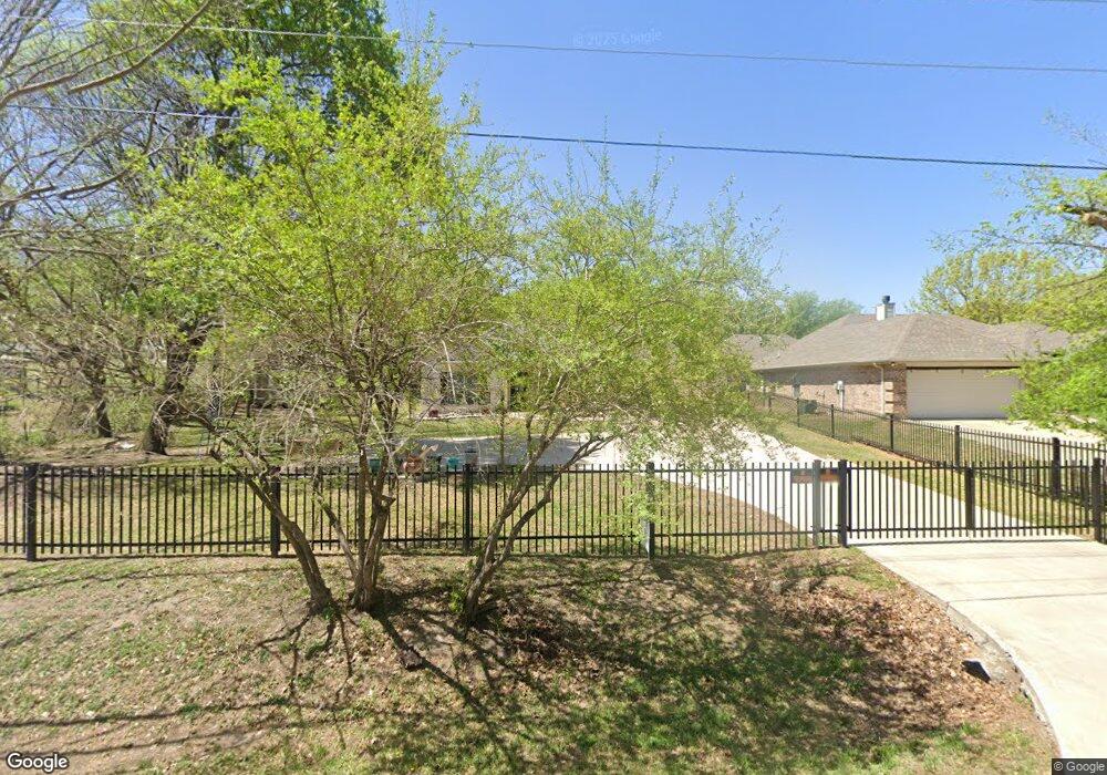 1089 W Lake Dr, Weatherford, TX 76087 - photo 1