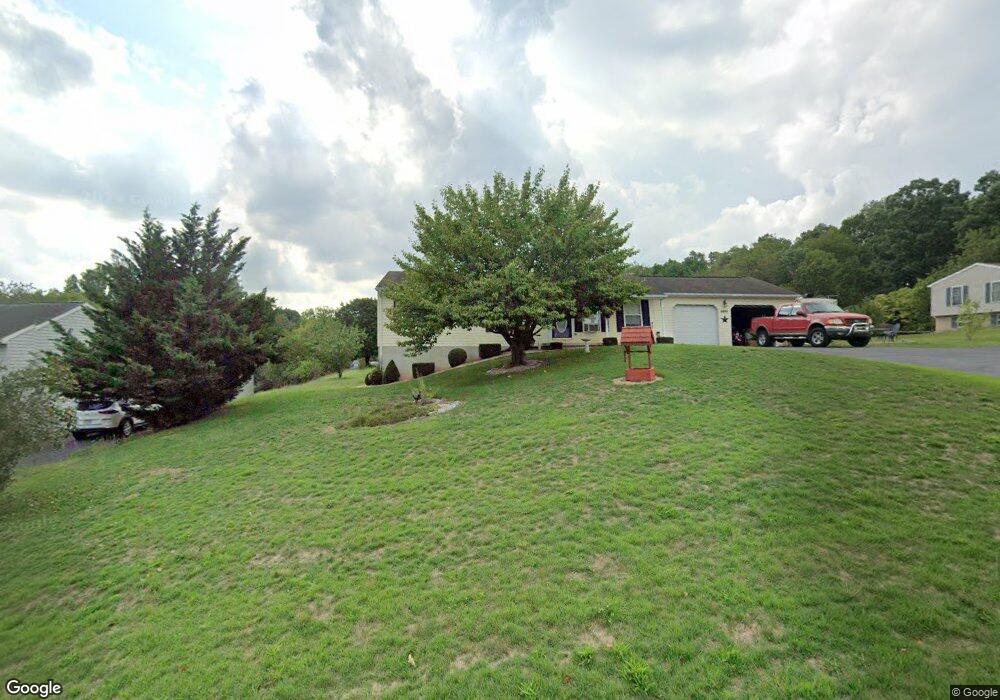 8885 Willowdale Rd, Greencastle, PA 17225 - photo 1