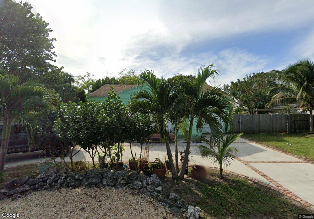 700 43rd St, West Palm Beach, FL 33407 - photo 1