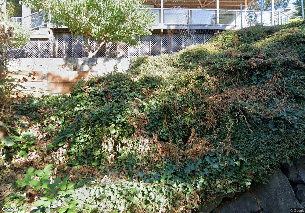 8063 W Mercer Way, Mercer Island, WA 98040 - photo 1