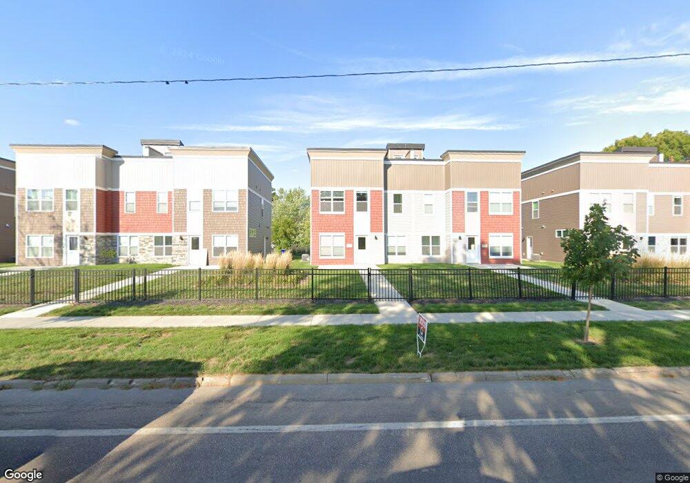 1638 Ellis Blvd NW, Cedar Rapids, IA 52405 - photo 1