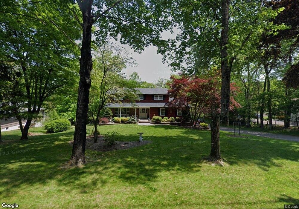 33 Mayer Dr, Suffern, NY 10901 - photo 1