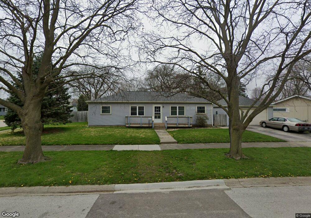202 N Buell Ave, Aurora, IL 60506 - photo 1