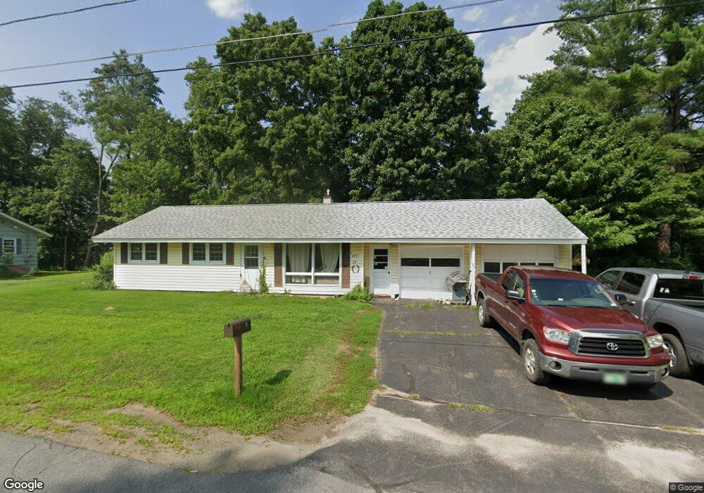 29 Maplewood Cir, Walpole, NH 03608 - photo 1