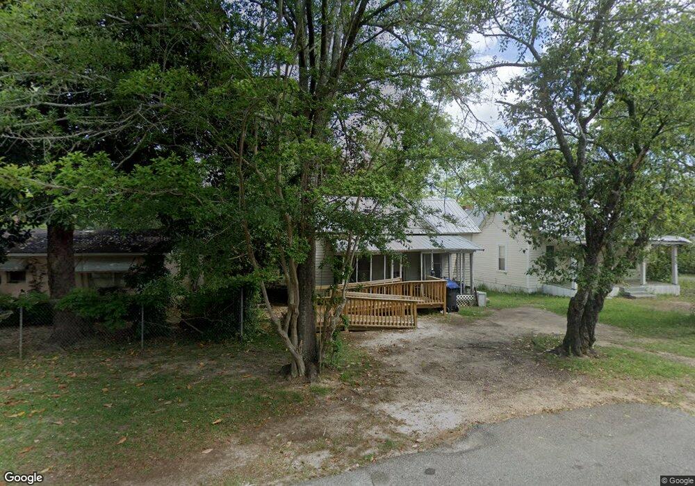 603 W Chattahoochee St, Fitzgerald, GA 31750 - photo 1