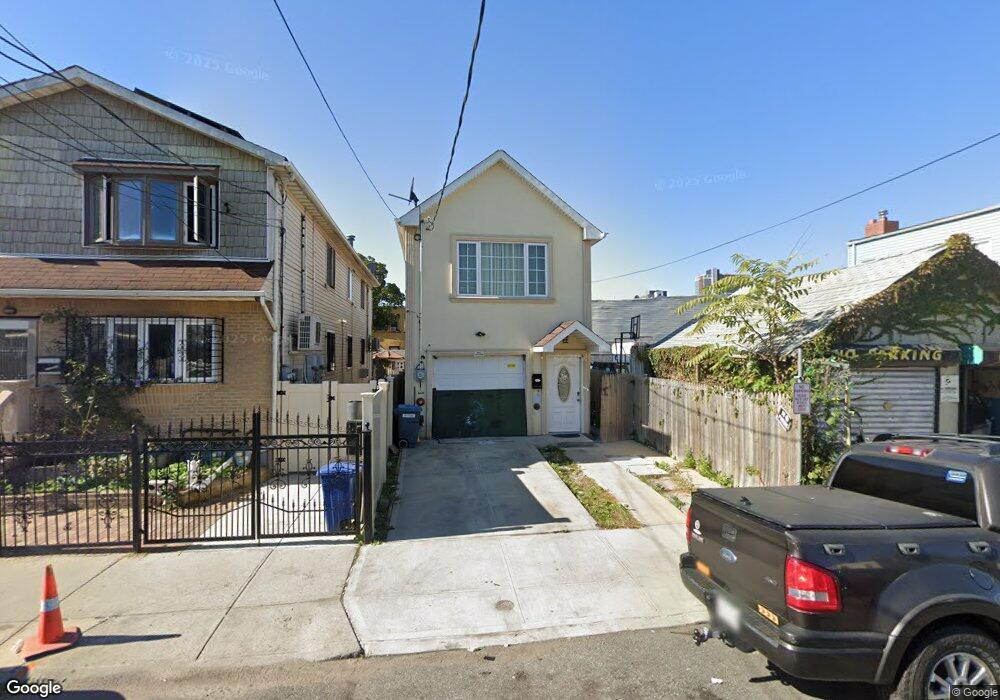 10312 169th St, Jamaica, NY 11433 - photo 1