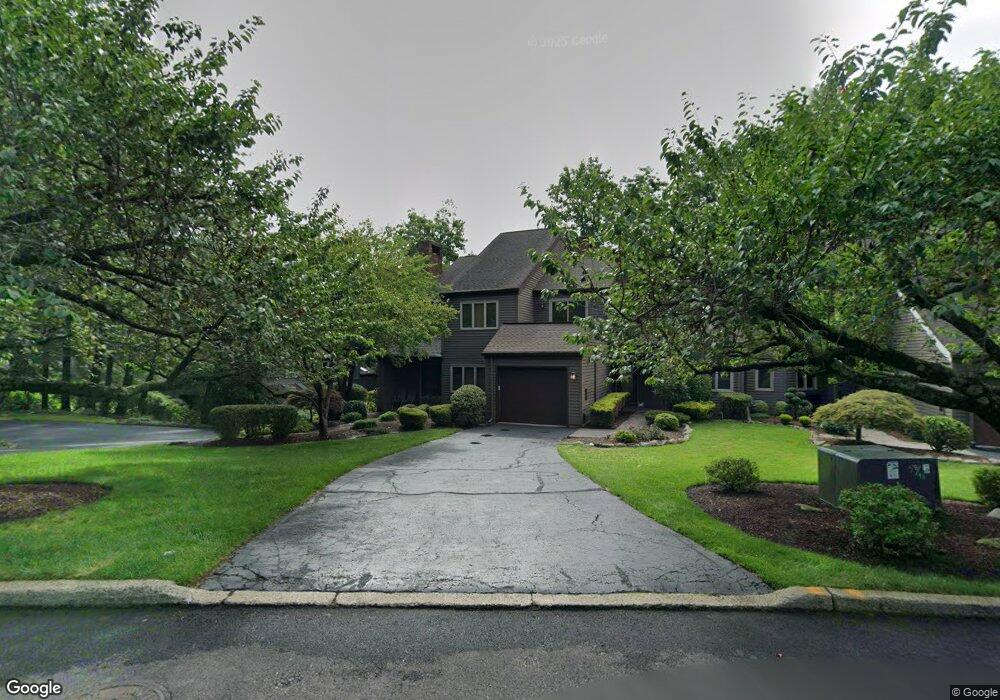 11 S Bayard Ln, Mahwah, NJ 07430 - photo 1