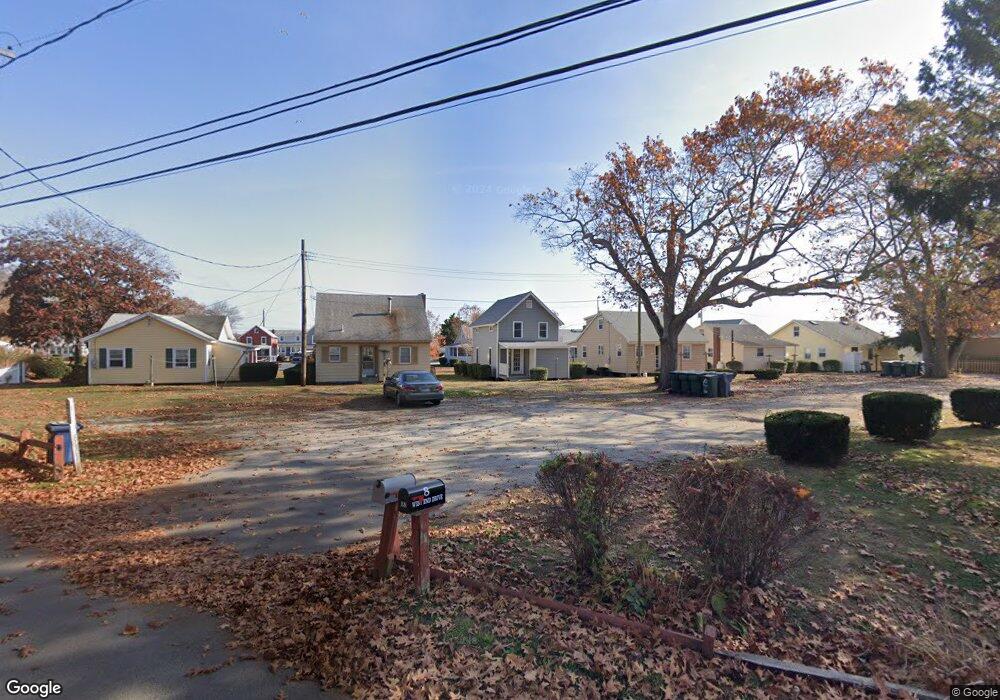 5 Sidewalk Ln, Old Lyme, CT 06371 - photo 1