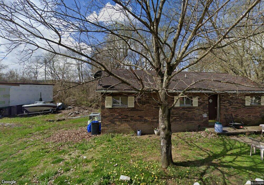 210 Sullivan Ave, Dunbar, WV 25064 - photo 1