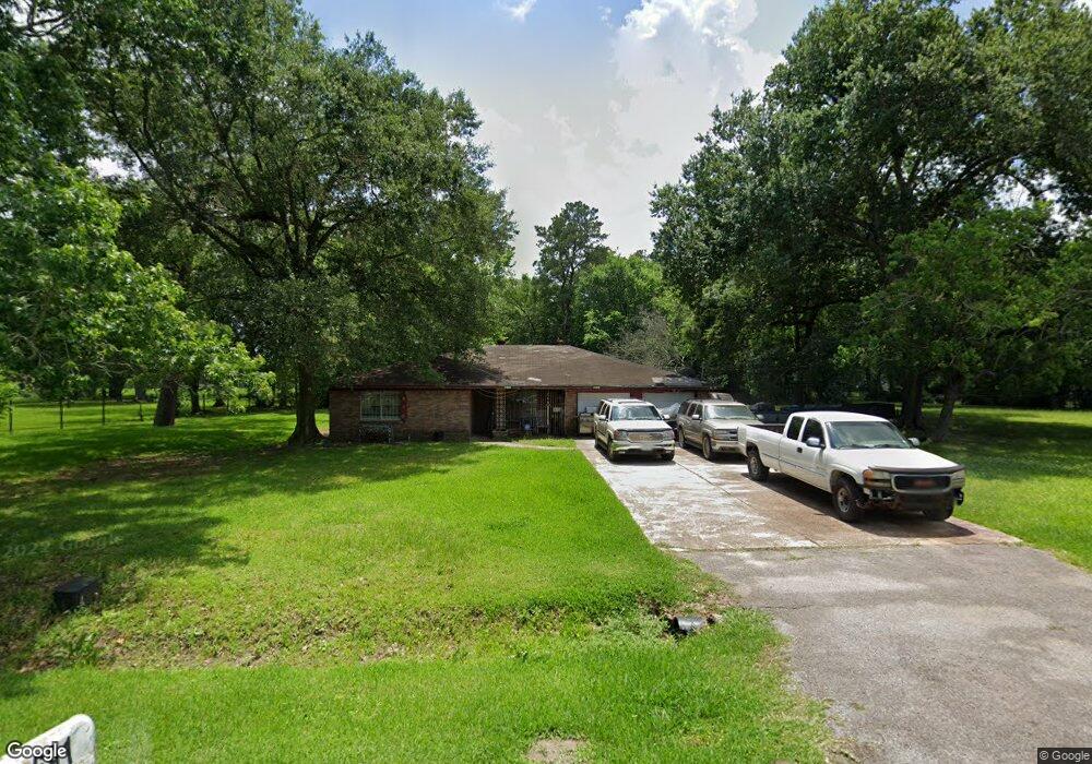 6916 Banyan St, Houston, TX 77028 - photo 1