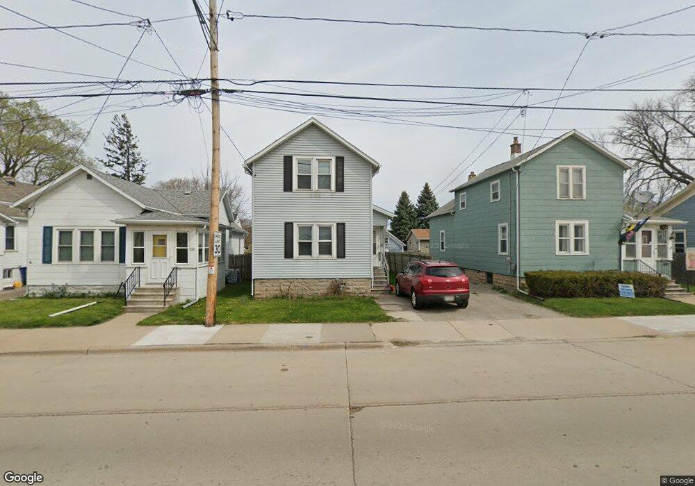 426 W 9th Ave, Oshkosh, WI 54902 - photo 1