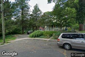 9 Oak St, Ivoryton, CT 06442