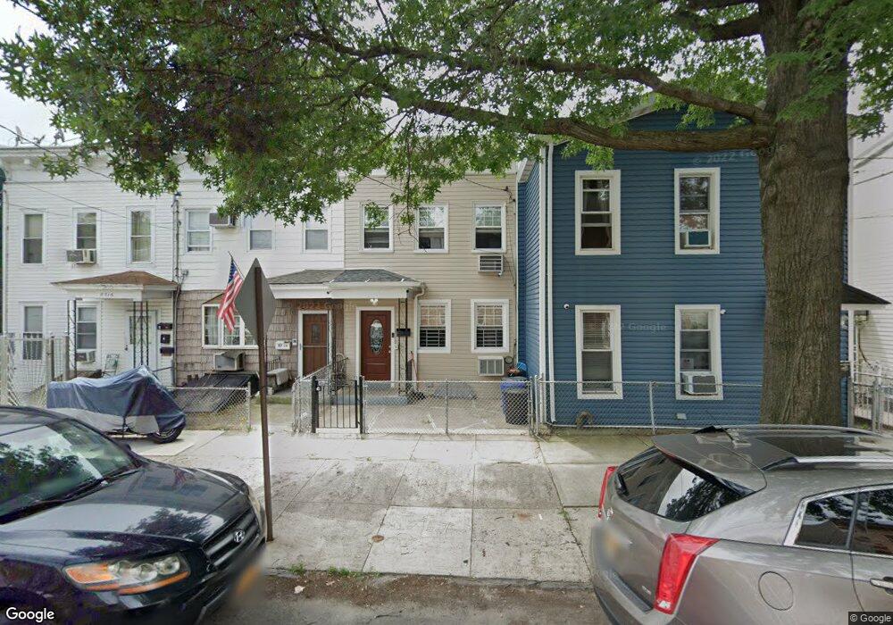 8712 95th Ave, Ozone Park, NY 11416 - photo 1