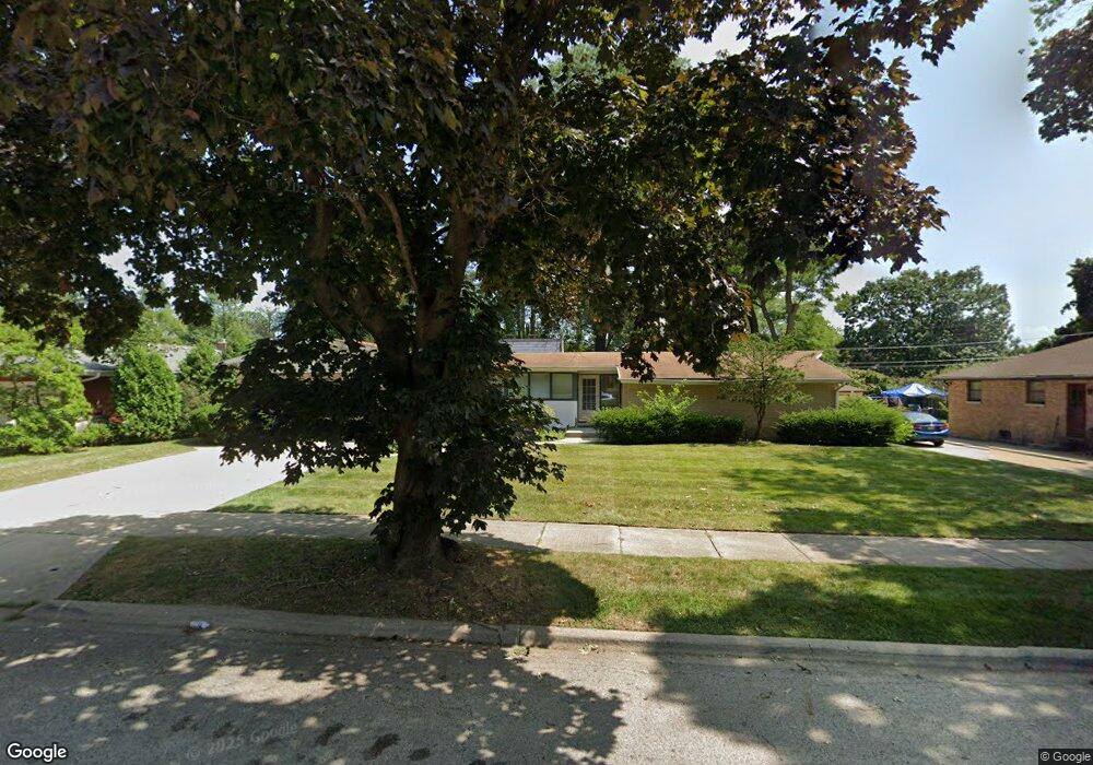 405 N Berwick Blvd, Waukegan, IL 60085 - photo 1