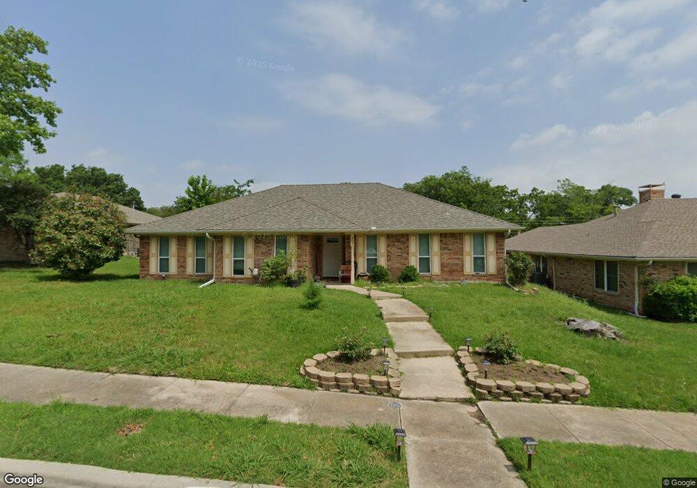 305 Woodhollow Ct, Wylie, TX 75098 - photo 1