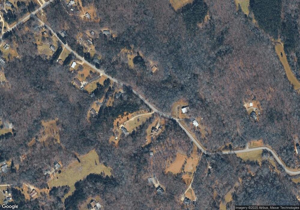 1066 Creasy Patch Rd, Cornelia, GA 30531 - photo 1