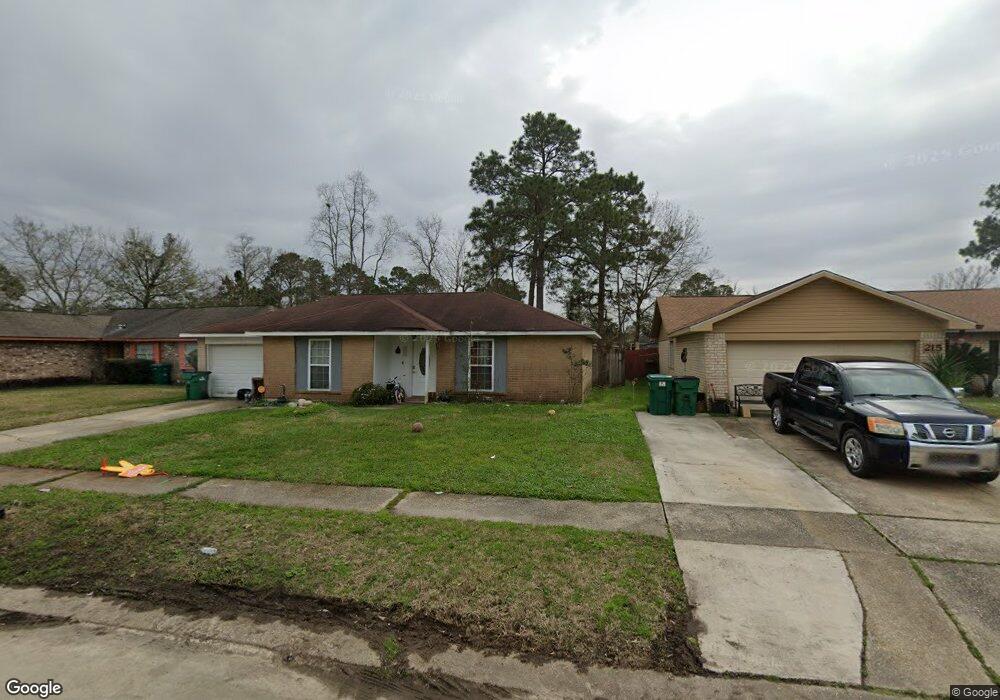 217 Foxbriar St, Slidell, LA 70461 - photo 1