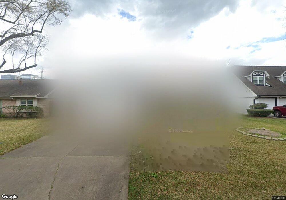 13922 Britoak Ln, Houston, TX 77079 - photo 1