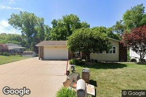 910 5th Street A, Hampton, IL 61256