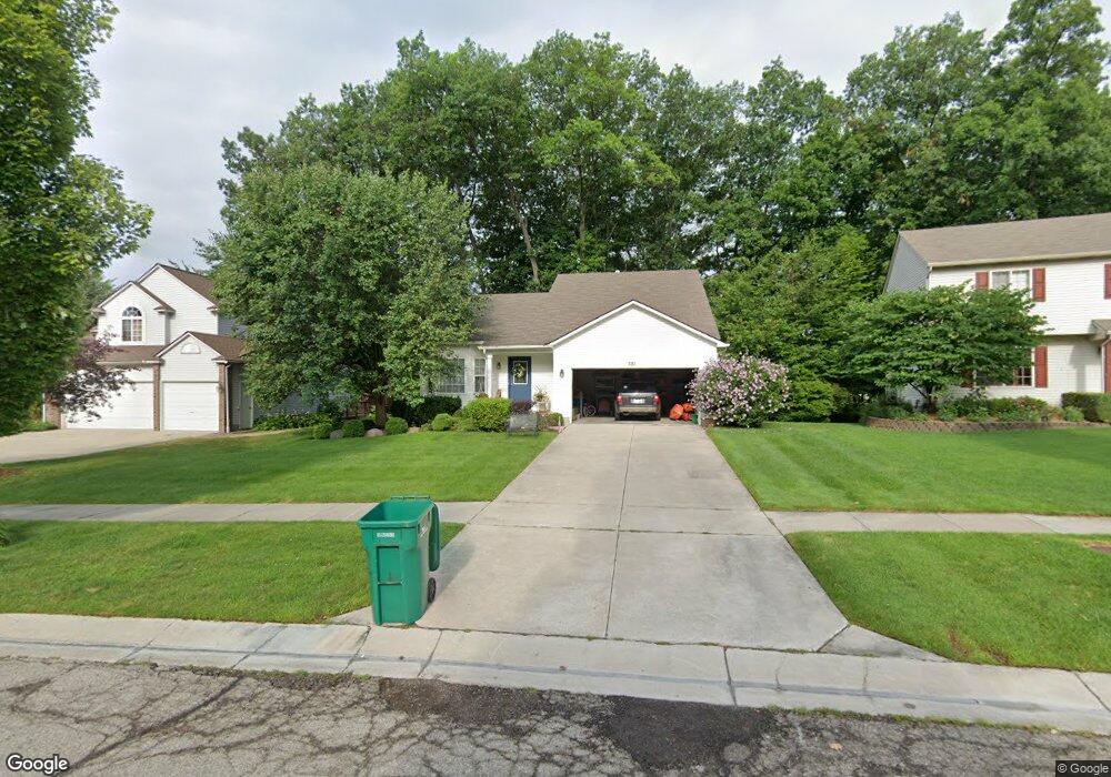 381 Cove View Dr, Waterford, MI 48327 - photo 1