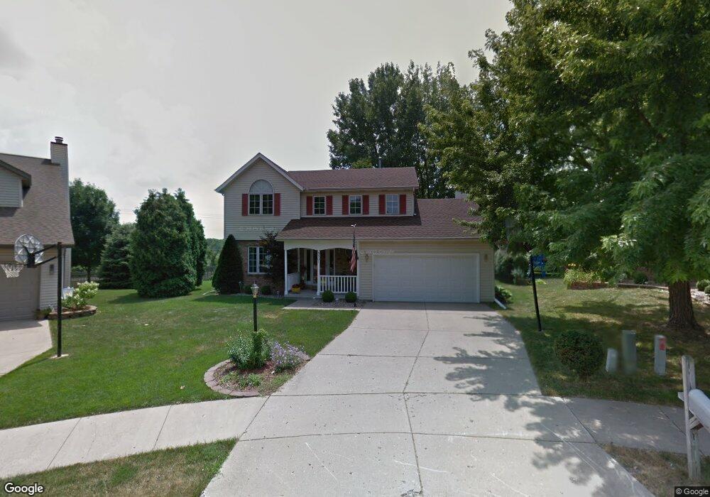 5501 N Cedarwilde Ct, Peoria, IL 61615 - photo 1