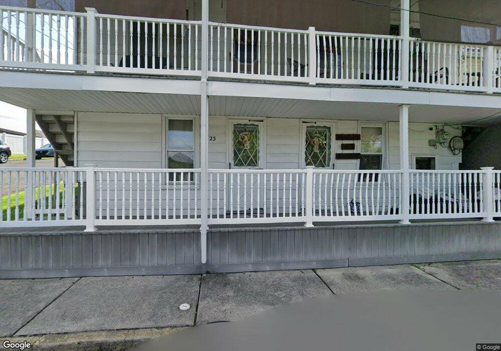 27 Walnut St, Middleport, PA 17953 - photo 1