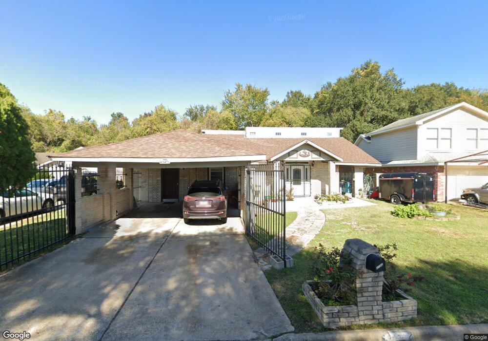 2122 Mosher Ln, Houston, TX 77088 - photo 1