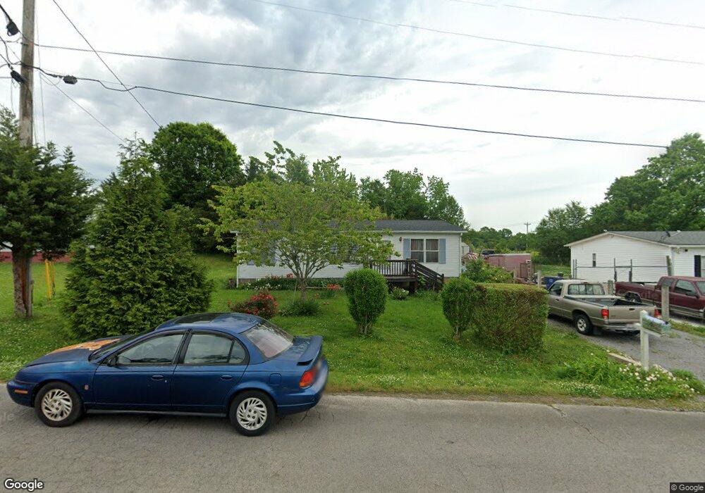 106 Oakdale St, Shelbyville, TN 37160 - photo 1