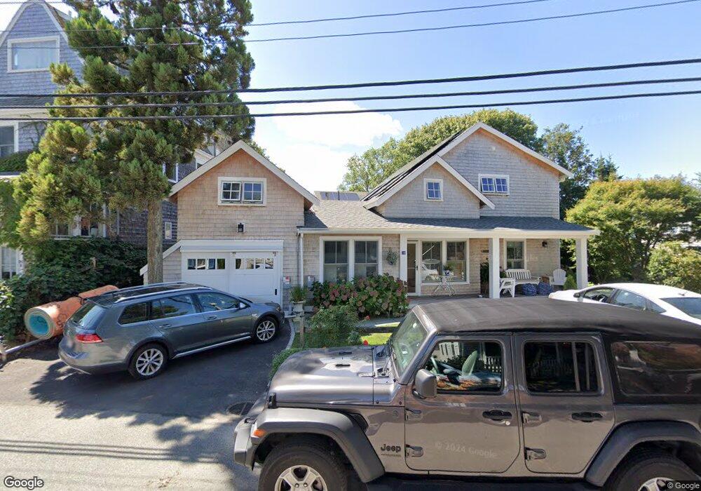 28 Bar Neck Rd, Falmouth, MA 2543 - photo 1