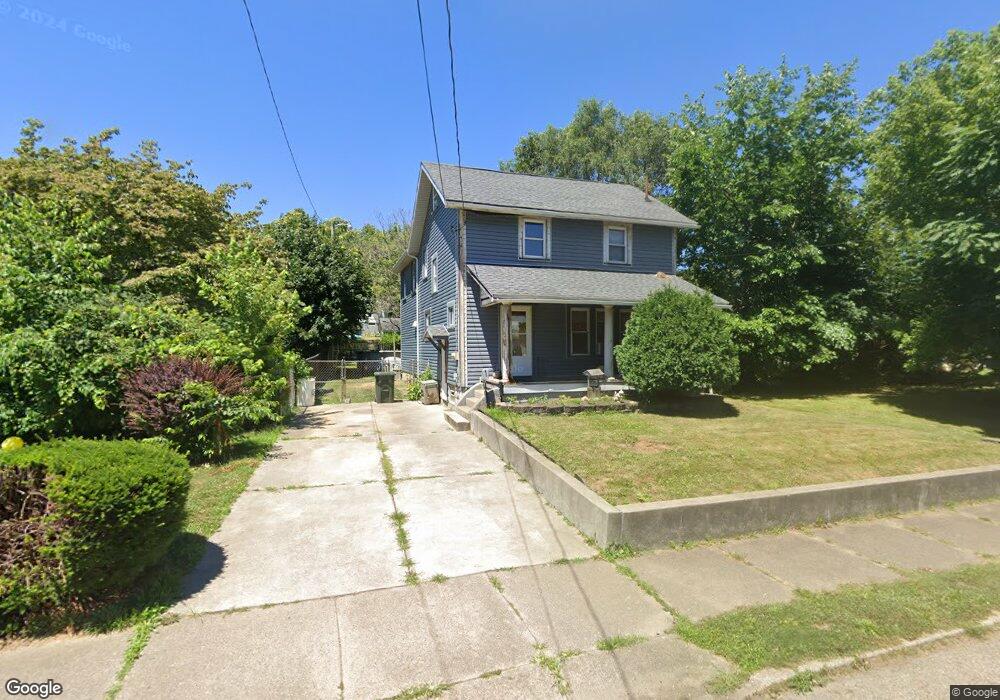 2107 Snyder Ave NE, Canton, OH 44714 - photo 1