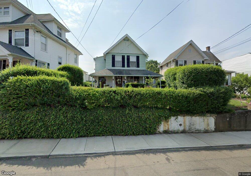 273 Lighthouse Rd, New Haven, CT 06512 - photo 1