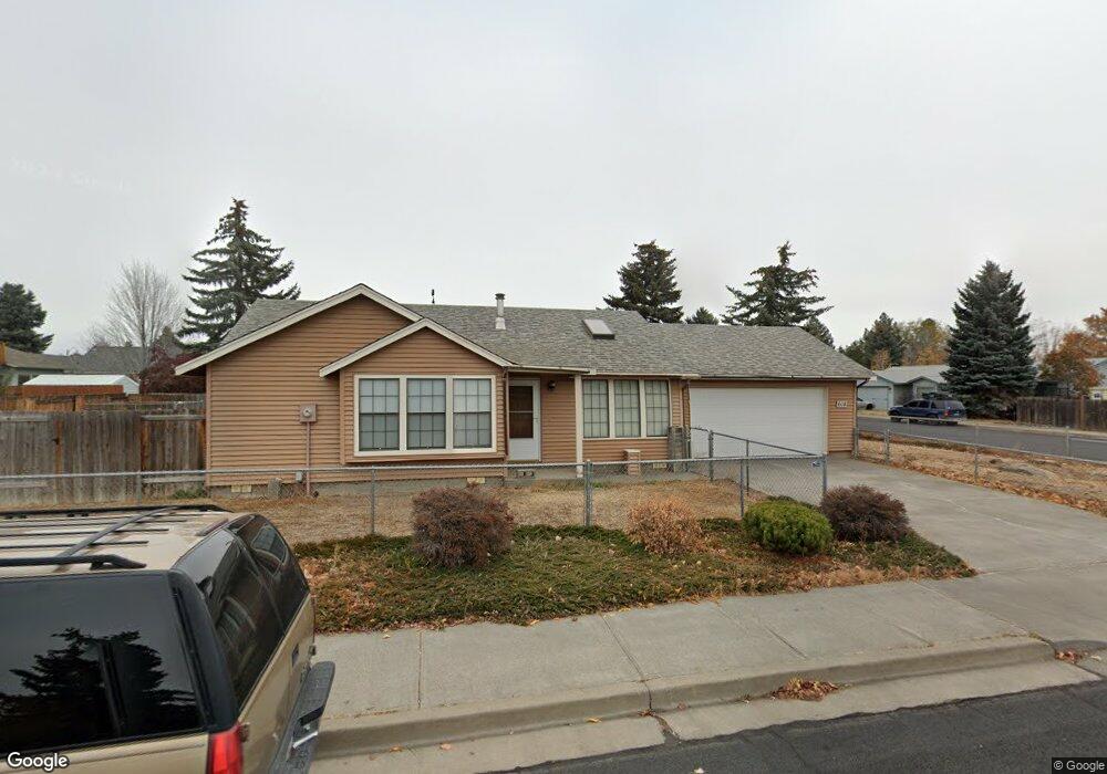 608 SW 25th St, Redmond, OR 97756 - photo 1