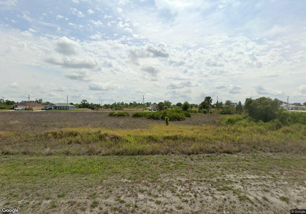 917 Mildred Ave, Lehigh Acres, FL 33974 - photo 1