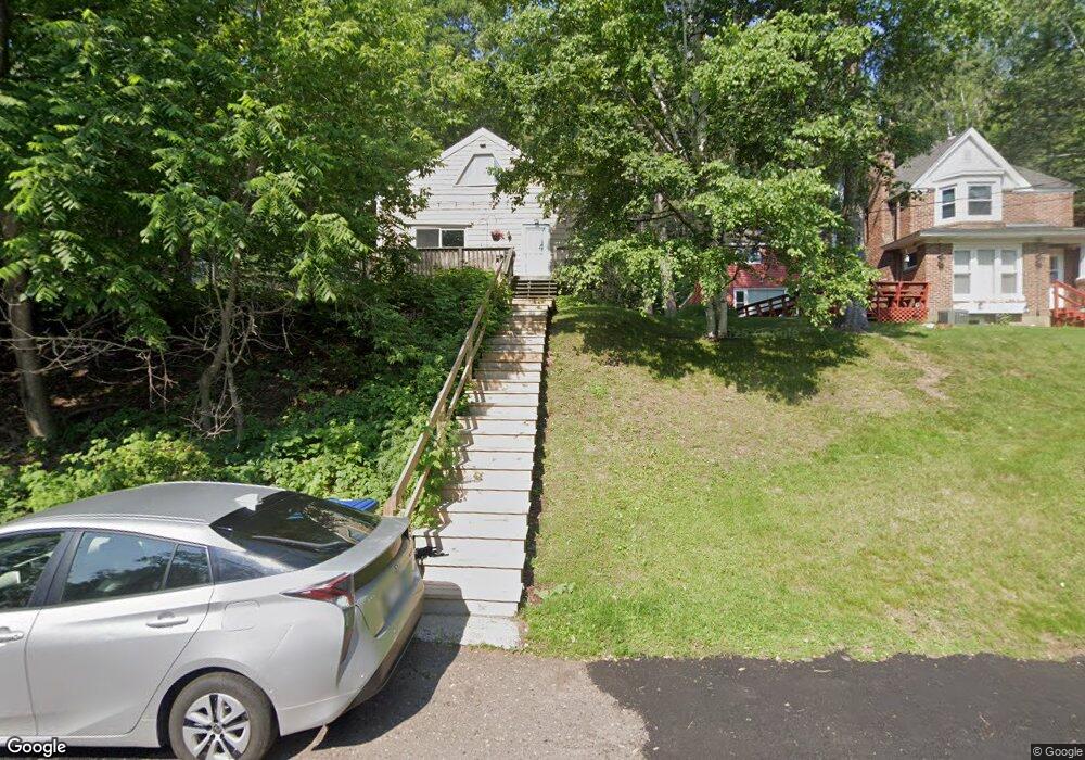 2227 Dunedin Ave, Duluth, MN 55803 - photo 1