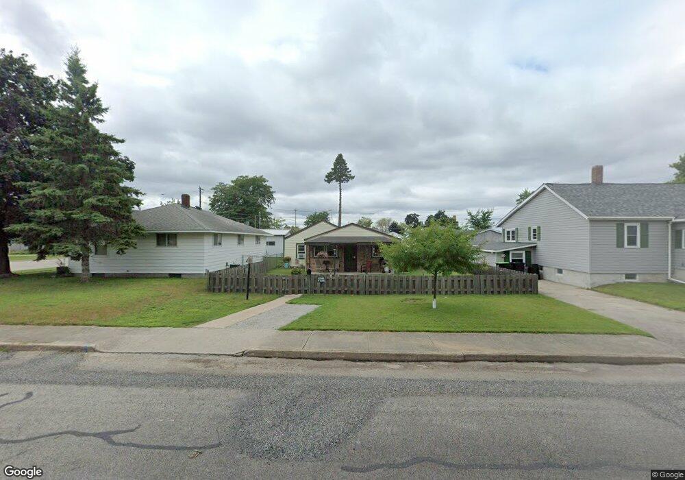 1805 17th St, Menominee, MI 49858 - photo 1