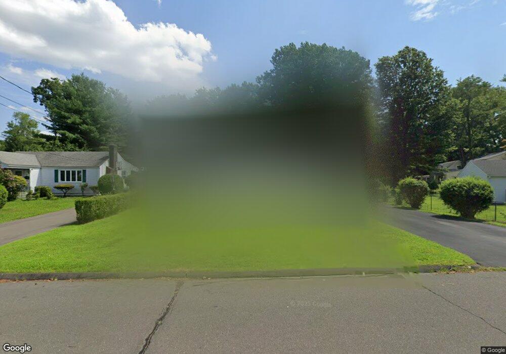 11 Woodmere Rd, Newington, CT 06111 - photo 1