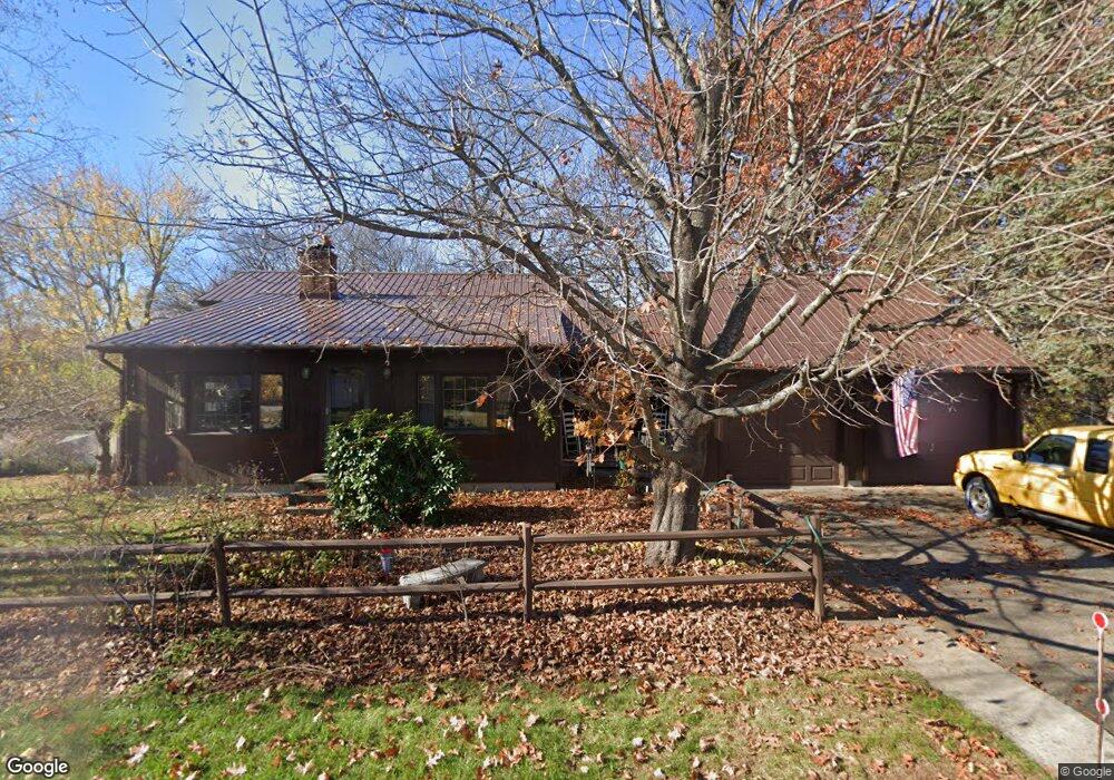 70 Riverdale Ave, Manchester, NH 03103 - photo 1