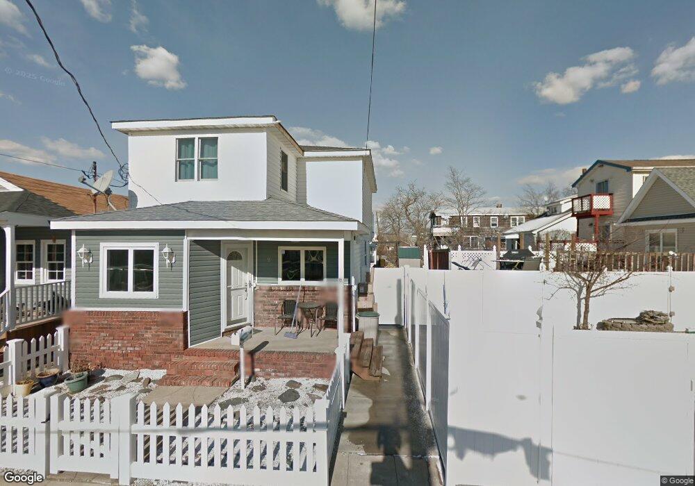 9 W 16th Rd, Broad Channel, NY 11693 - photo 1