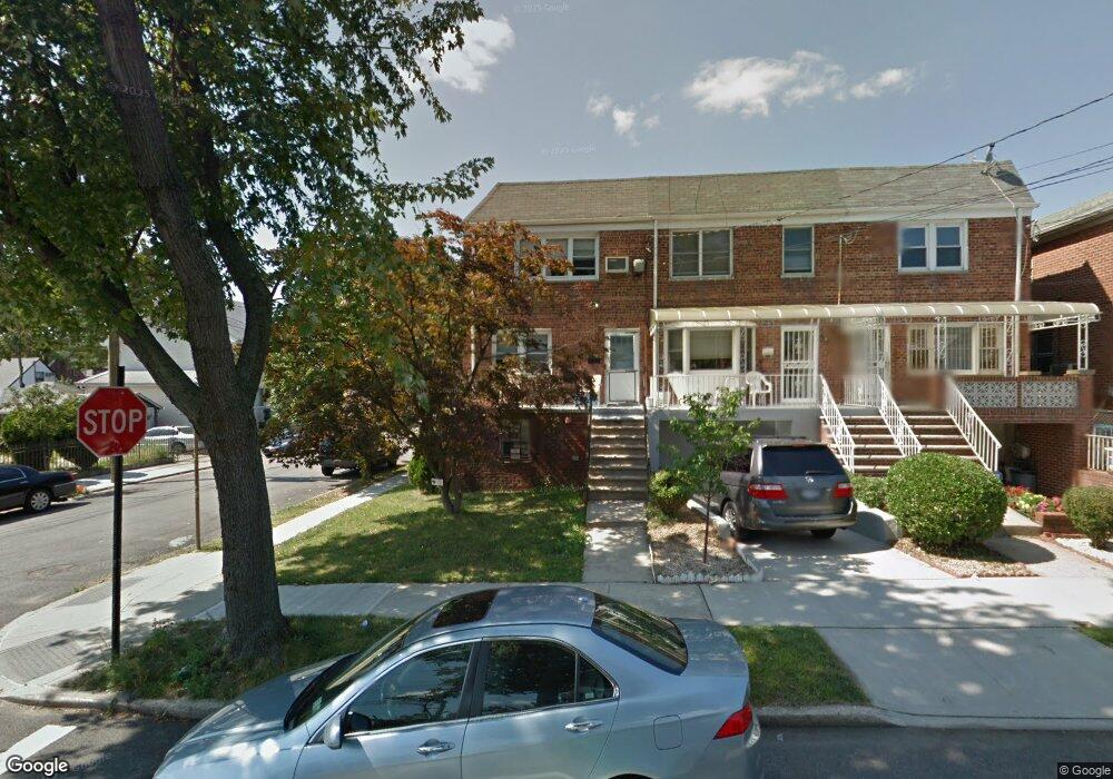 6142 138th St, Flushing, NY 11367 - photo 1