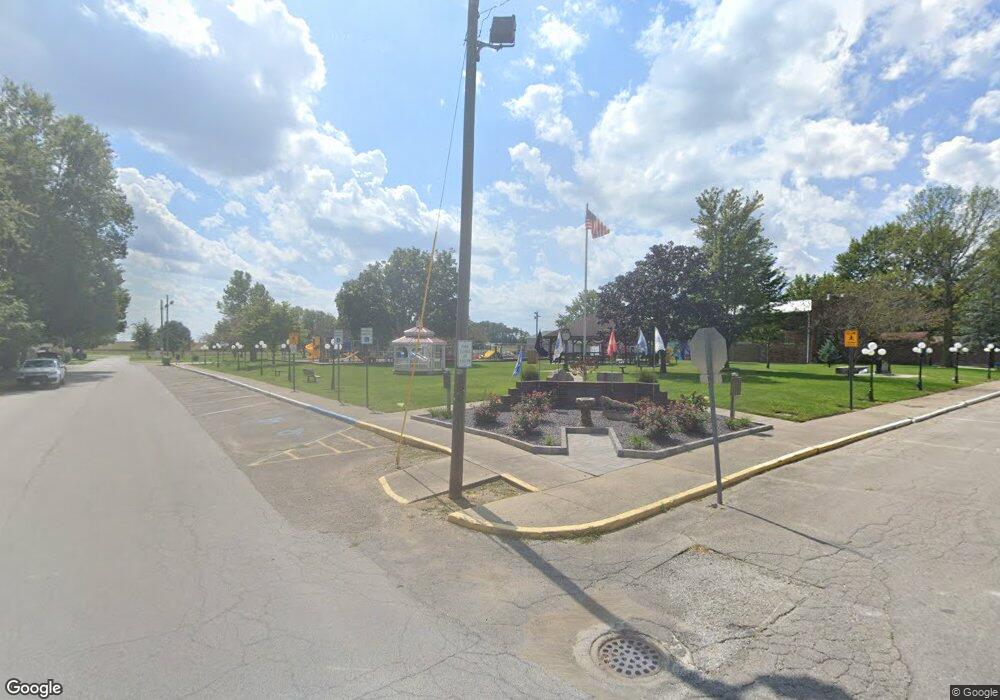 22 W Walnut St, Sharpsville, IN 46068 - photo 1