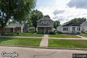 633 6th St, Nicollet, MN 56074