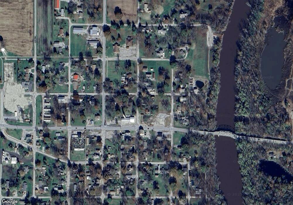 2024 N 2nd St, Mascoutah, IL 62258 - photo 1