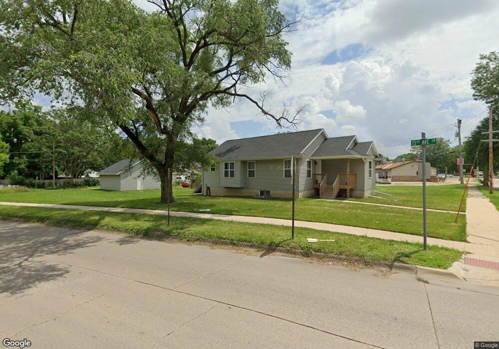 1501 J St SW, Cedar Rapids, IA 52404 - photo 1