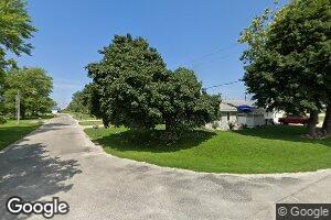 304 Parkway Ct, Gridley, IL 61744