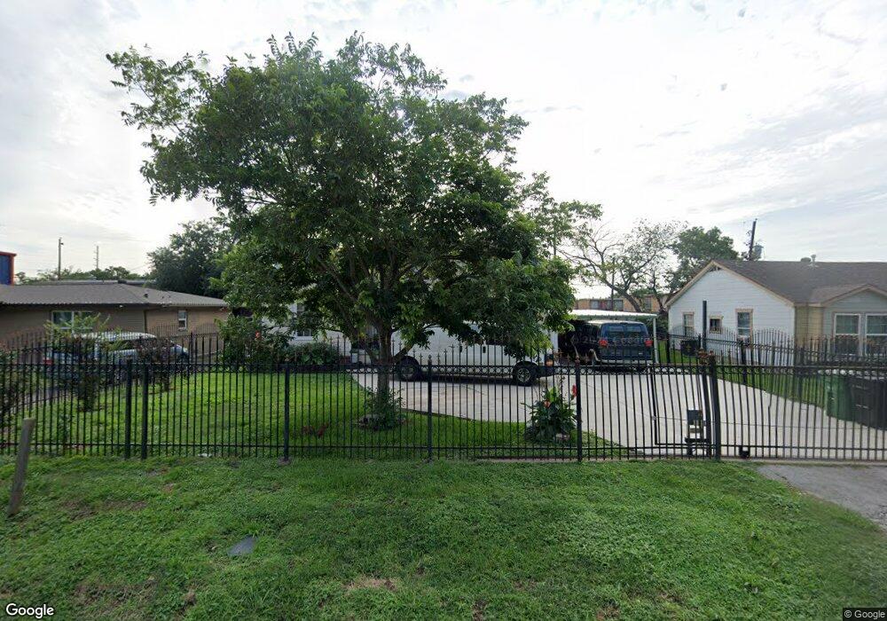3126 Chaffin St, Houston, TX 77087 - photo 1