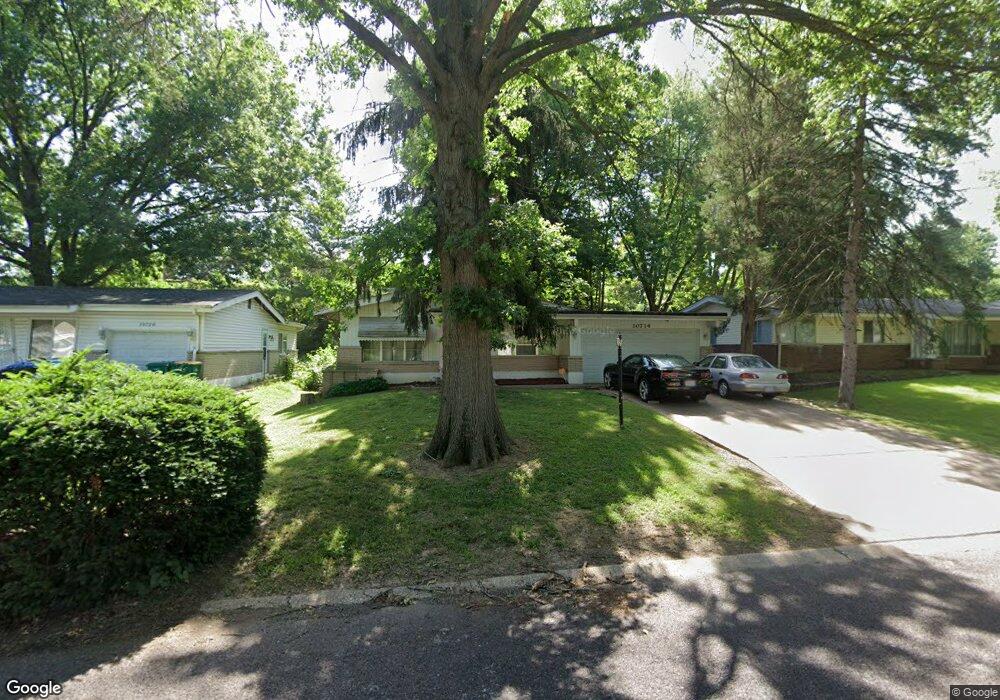 10714 Hallwood Dr, Saint Louis, MO 63136 - photo 1