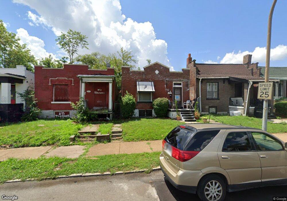 4378 Penrose St, Saint Louis, MO 63115 - photo 1