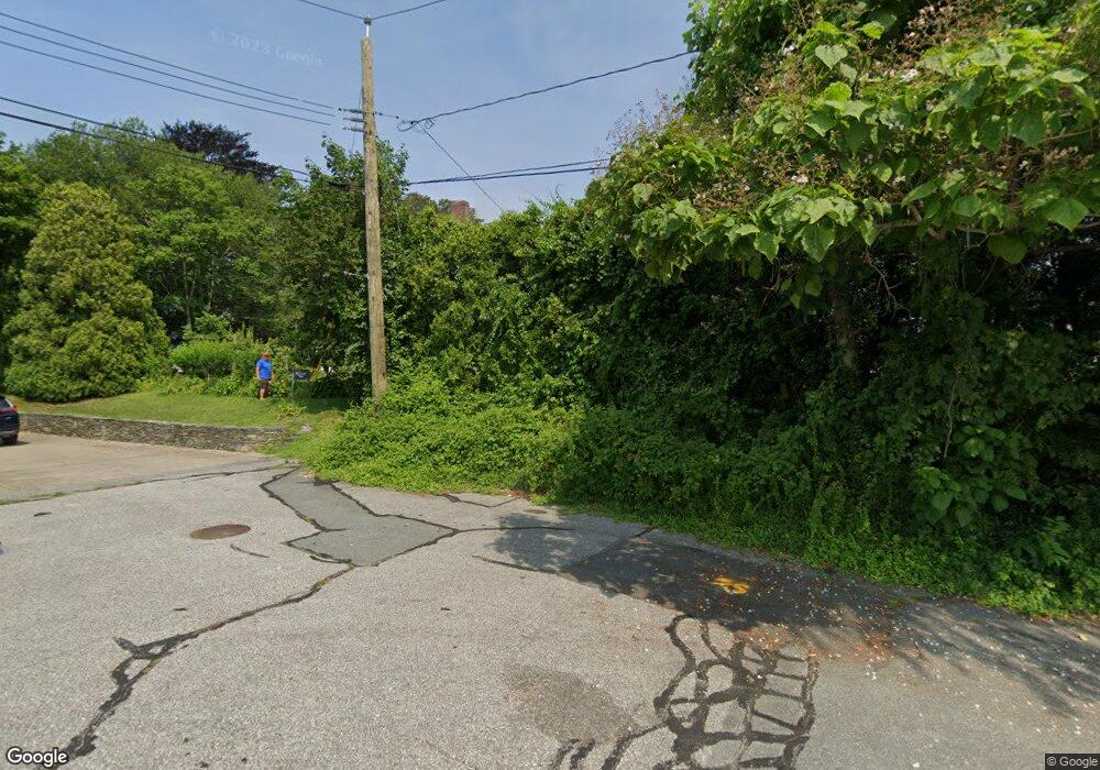 324 Slocum Rd, North Dartmouth, MA 02747 - photo 1