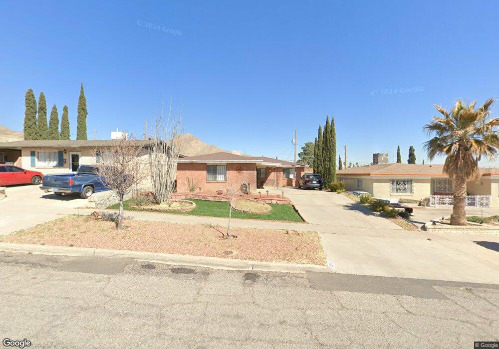 2811 Mckinley Ave, El Paso, TX 79930 - photo 1